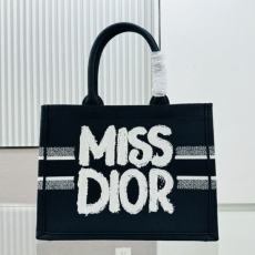 Christian Dior Shopping Bags